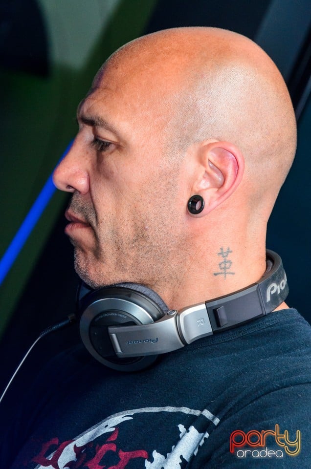 Flavius Miller în Avenue, 