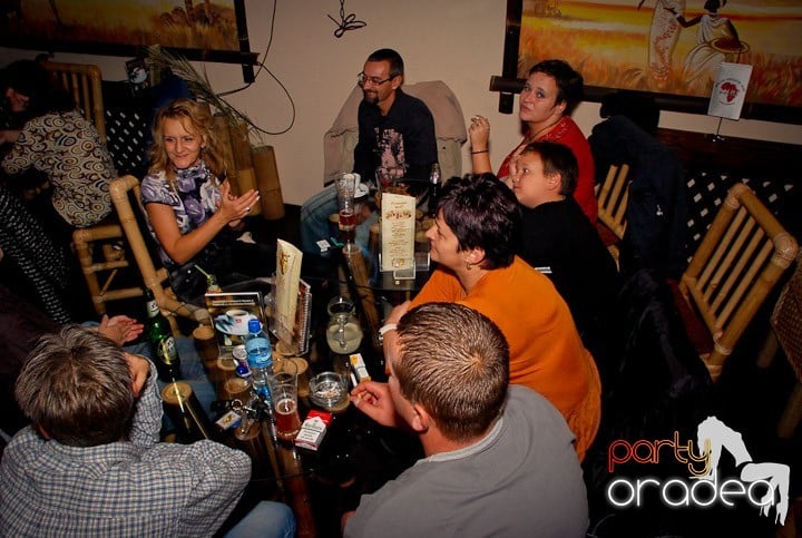 Friday Karaoke în Zulu, Zulu Caffe