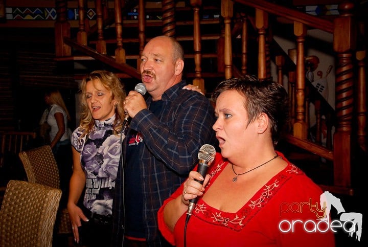 Friday Karaoke în Zulu, Zulu Caffe