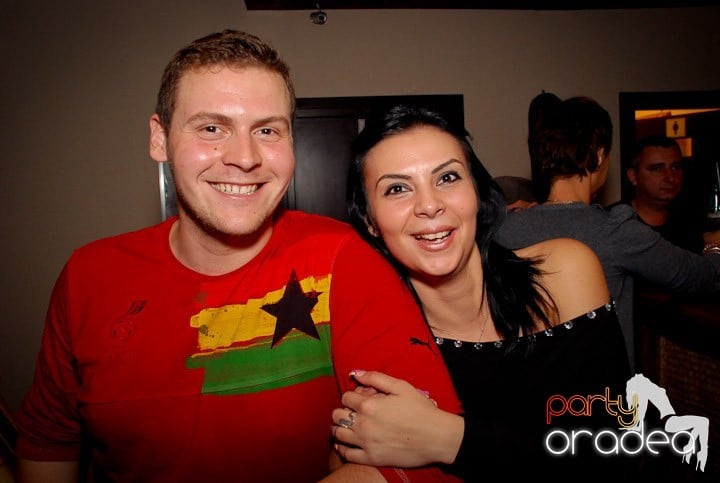 Friday Karaoke în Zulu, Zulu Caffe