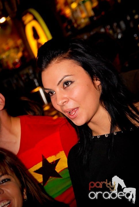 Friday Karaoke în Zulu, Zulu Caffe