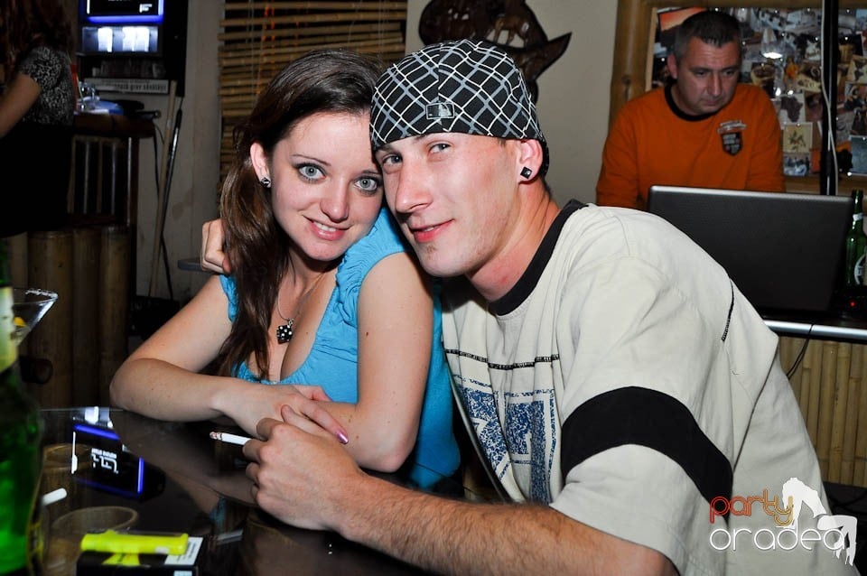 Friday Karaoke Party în Zulu, Zulu Caffe