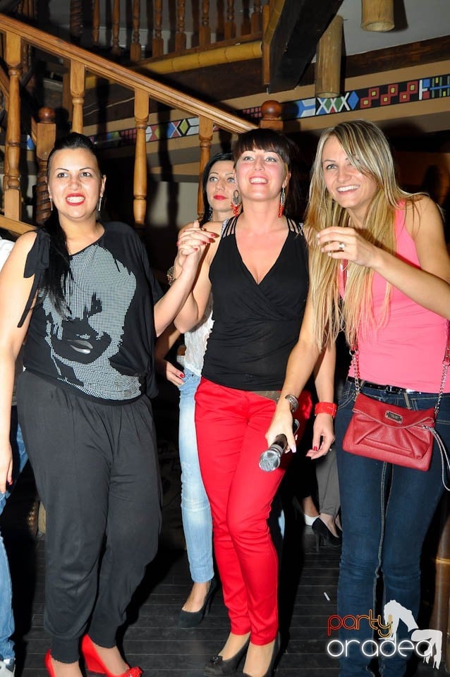 Friday Karaoke Party în Zulu, Zulu Caffe