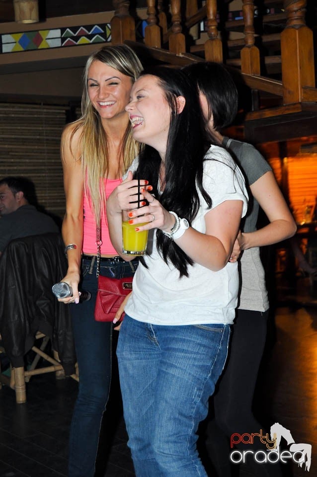 Friday Karaoke Party în Zulu, Zulu Caffe