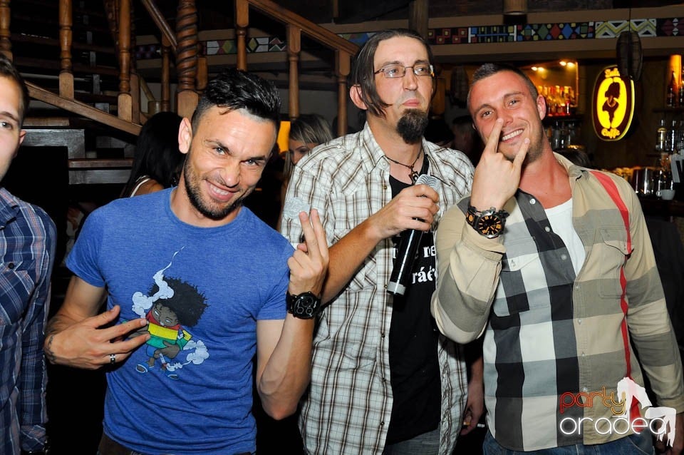 Friday Karaoke Party în Zulu, Zulu Caffe