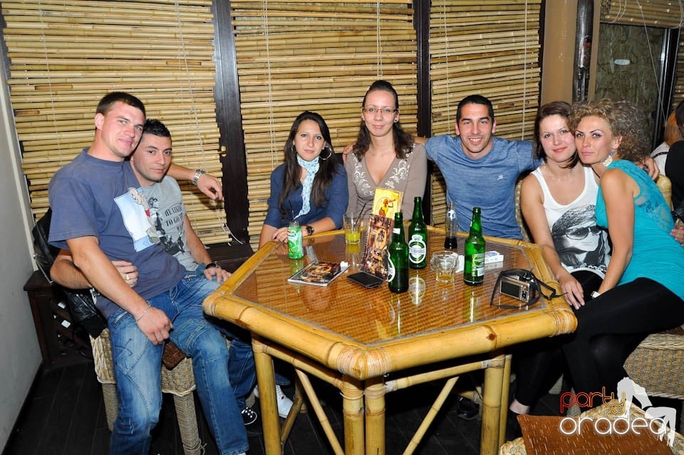 Friday Karaoke Party în Zulu, Zulu Caffe