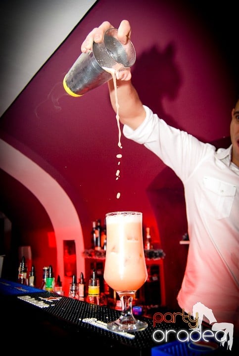 Friday Night @ Atti's, 