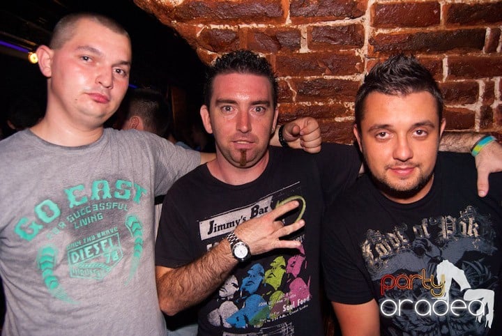 Friday Night @ Club Escape, 