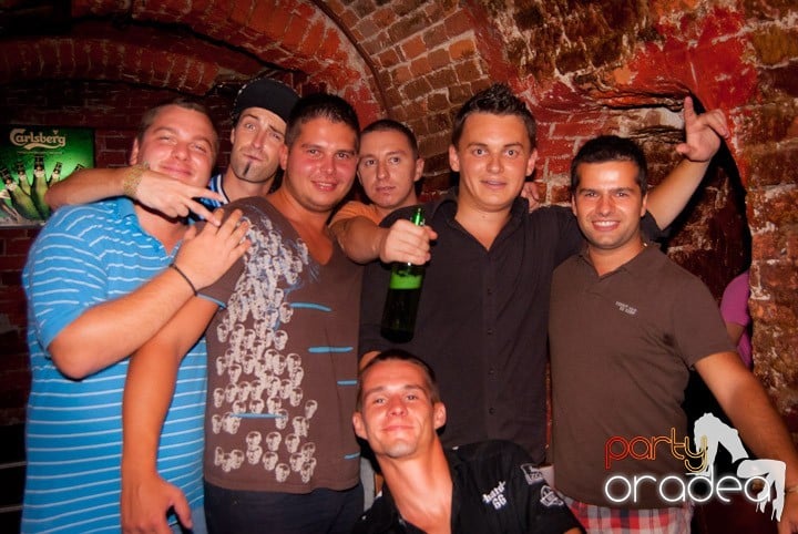 Friday Night @ Club Escape, 