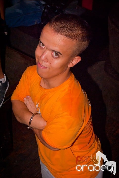 Friday Night @ Club Escape, 