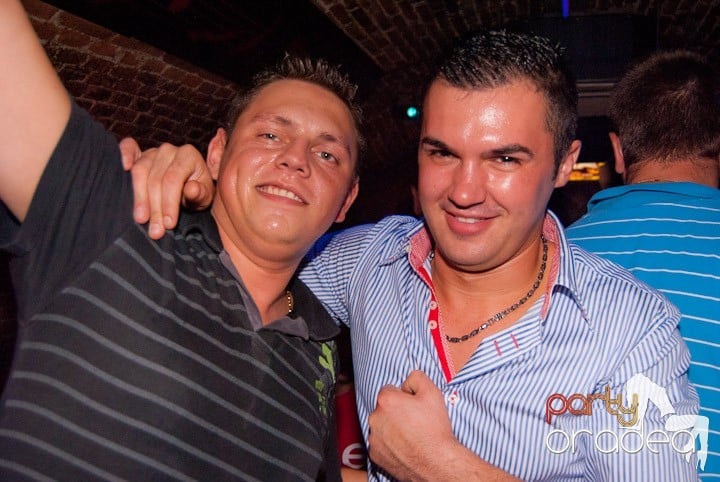 Friday Night @ Club Escape, 