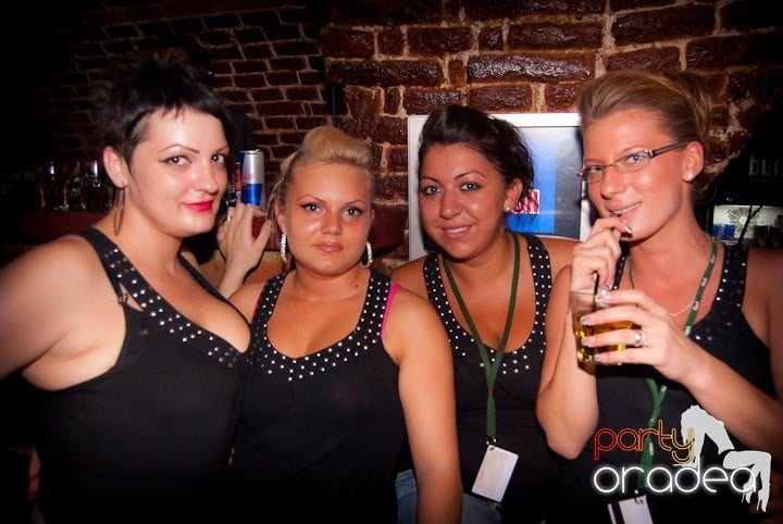 Friday Night @ Club Escape, 