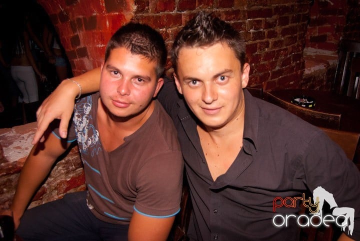 Friday Night @ Club Escape, 