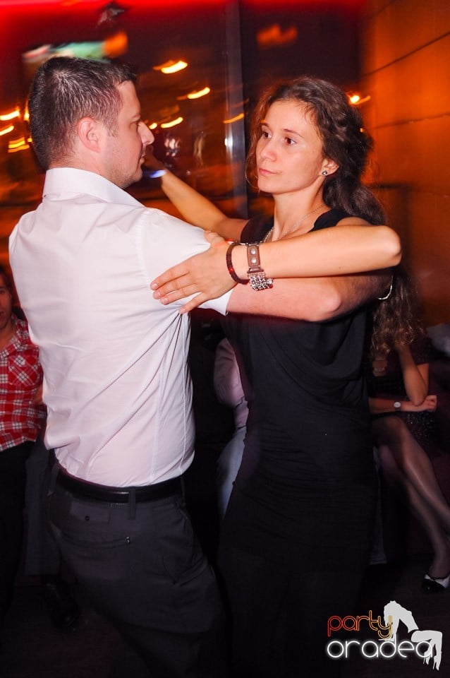 Friday Night Dance Party în Blondy's, 