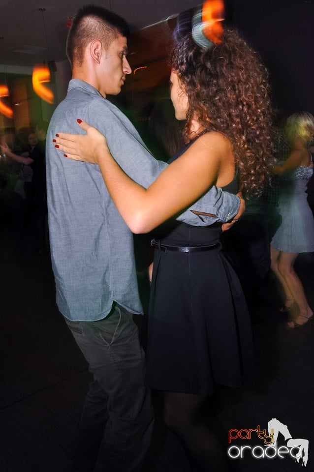 Friday Night Dance Party în Blondy's, 