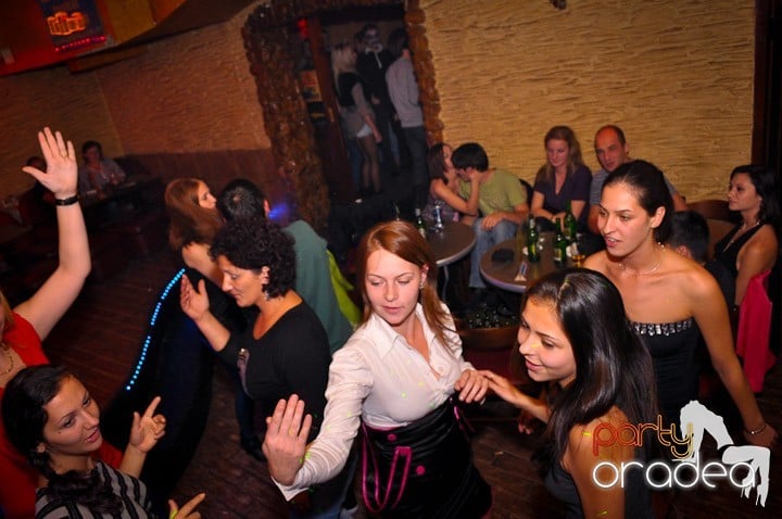 Friday Night @ Downtown, 