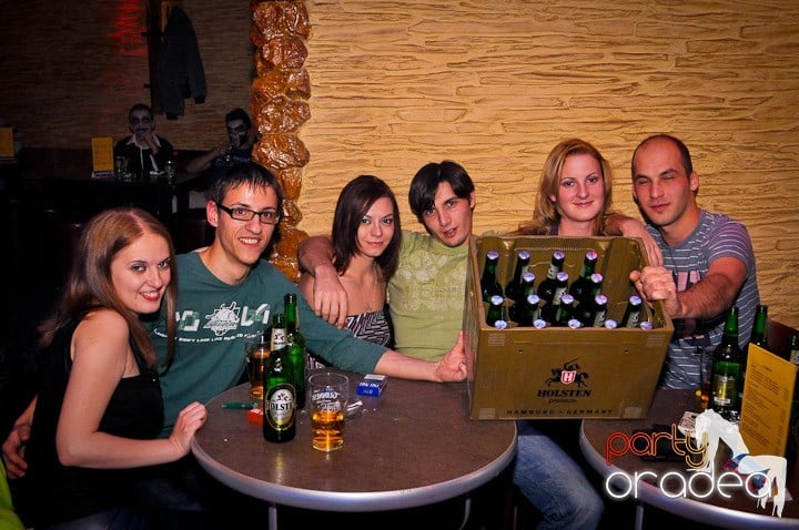 Friday Night @ Downtown, 