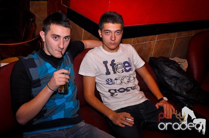 Friday Night @ Downtown, 