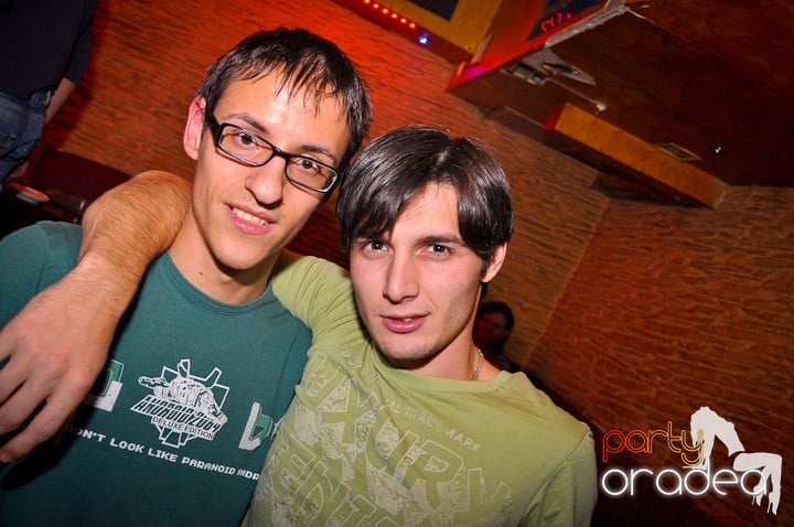 Friday Night @ Downtown, 