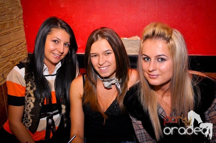 Friday Night @ Downtown, 