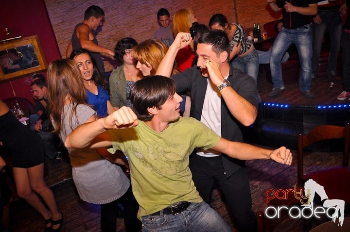 Friday Night @ Downtown, 