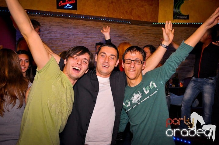 Friday Night @ Downtown, 