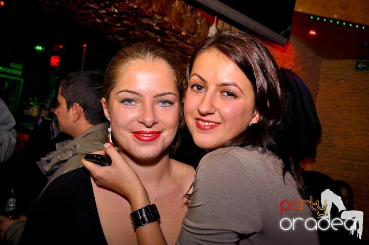 Friday Night @ Downtown, 