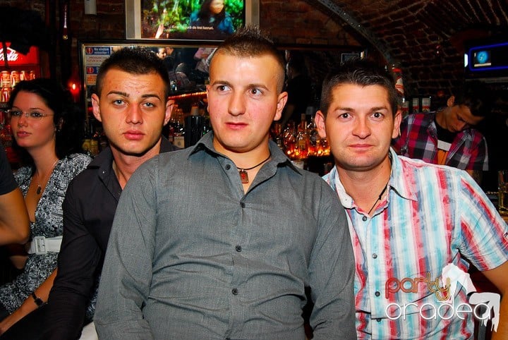 Friday Night @ Escape, 