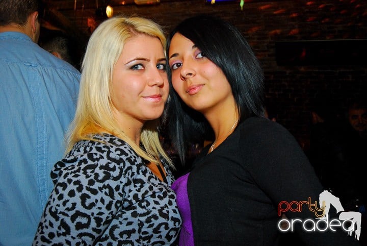 Friday Night @ Escape, 