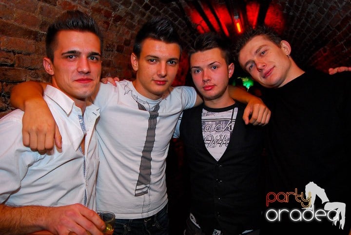 Friday Night @ Escape, 