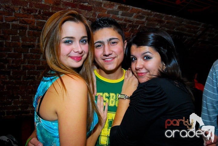 Friday Night @ Escape, 