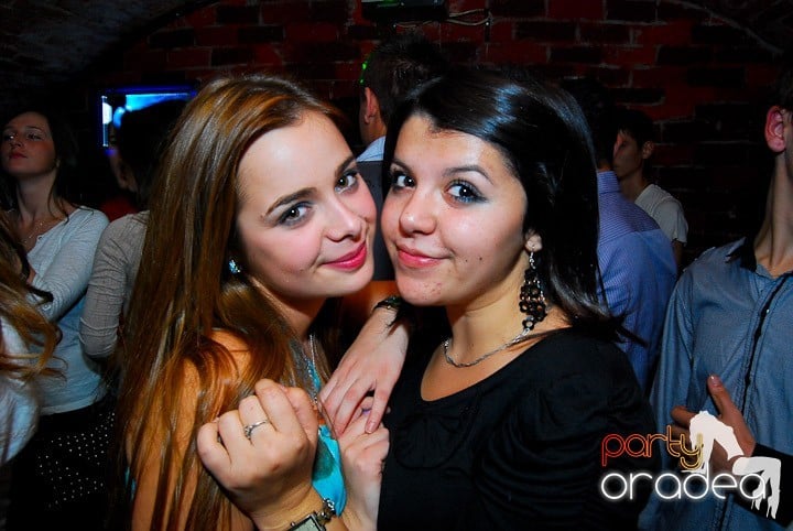 Friday Night @ Escape, 