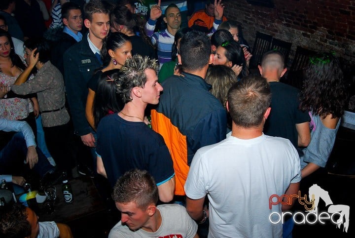 Friday Night @ Escape, 