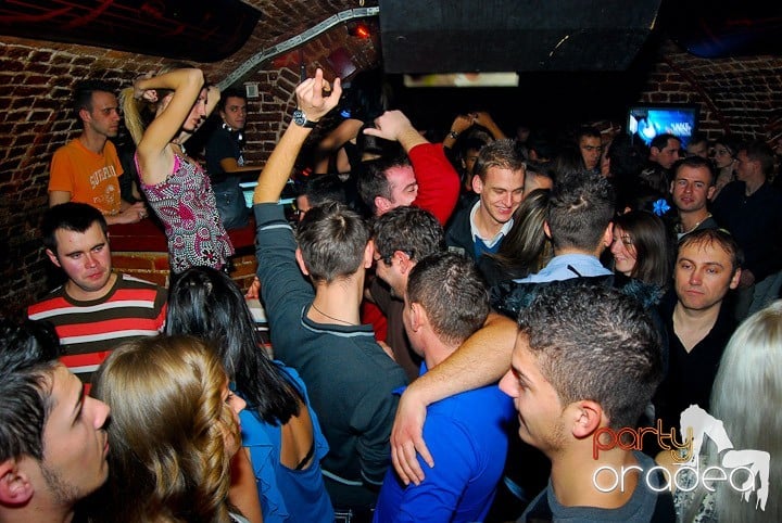 Friday Night @ Escape, 