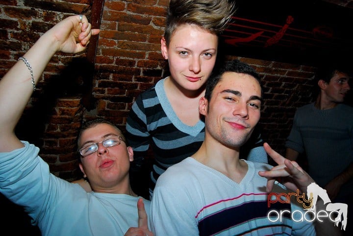 Friday Night @ Escape, 