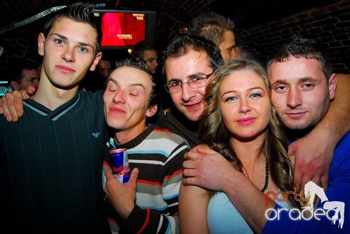 Friday Night @ Escape, 