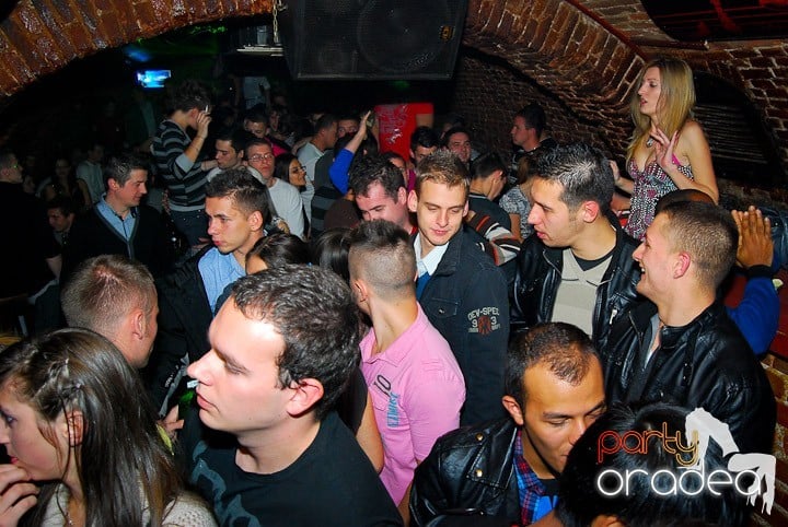 Friday Night @ Escape, 