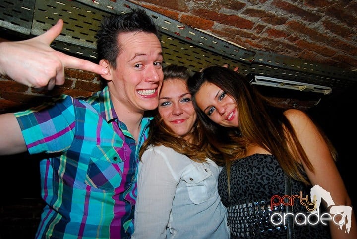 Friday Night @ Escape, 