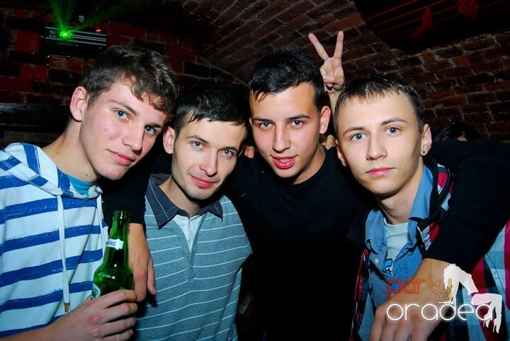 Friday Night @ Escape, 