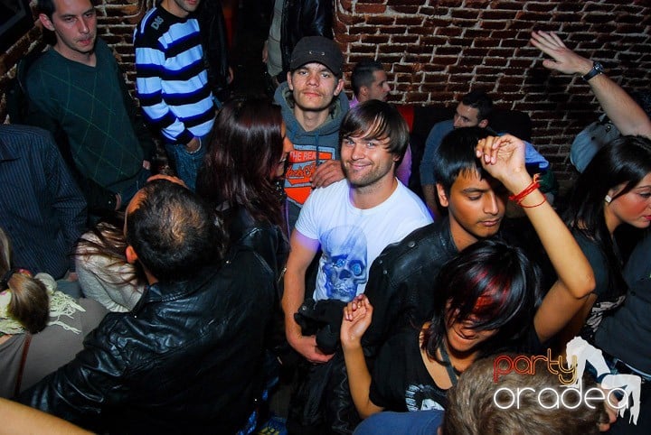 Friday Night @ Escape, 