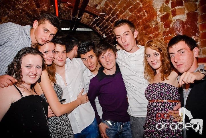 Friday Night Fever @ Club Escape, 