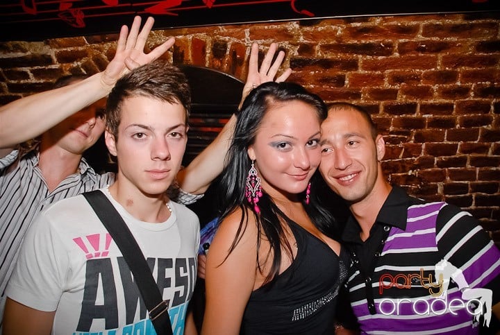 Friday Night Fever @ Club Escape, 