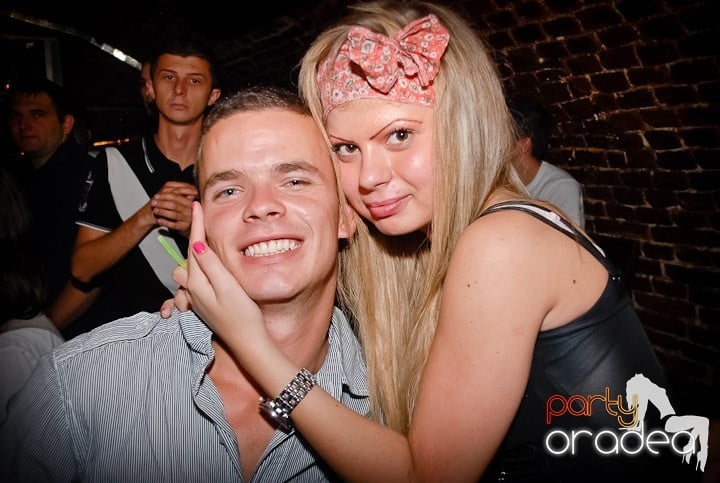 Friday Night Fever @ Club Escape, 