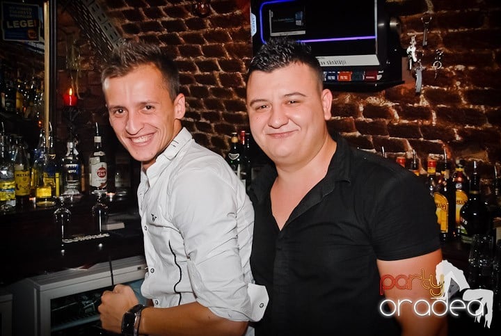 Friday Night Fever @ Club Escape, 