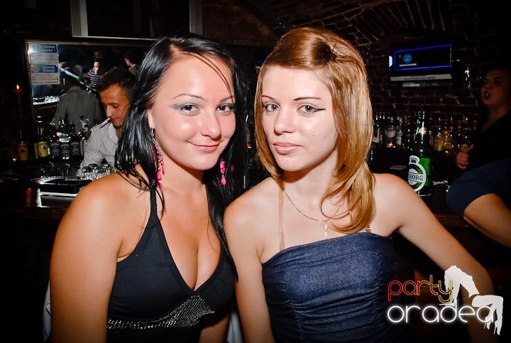 Friday Night Fever @ Club Escape, 