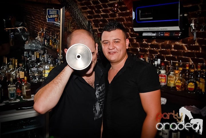 Friday Night Fever @ Club Escape, 