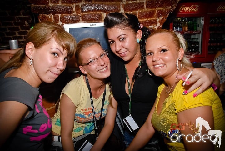 Friday Night Fever @ Club Escape, 