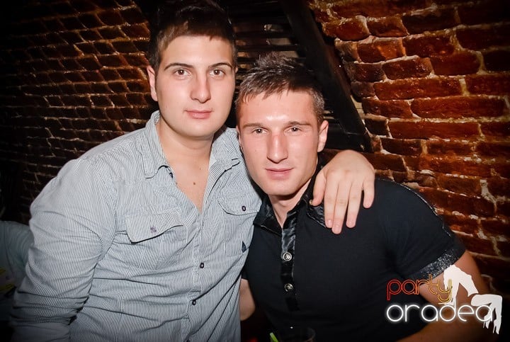 Friday Night Fever @ Club Escape, 