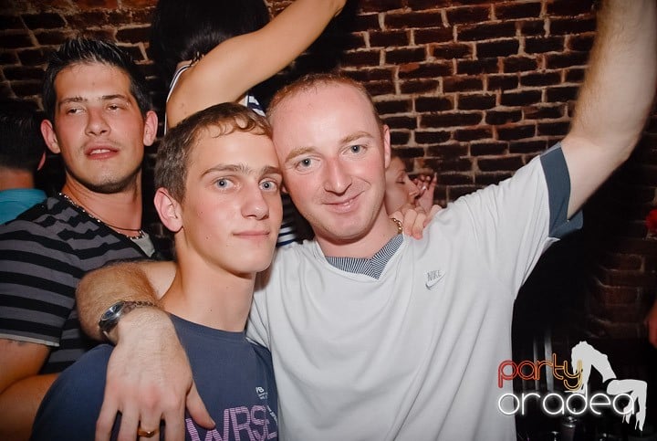 Friday Night Fever @ Club Escape, 