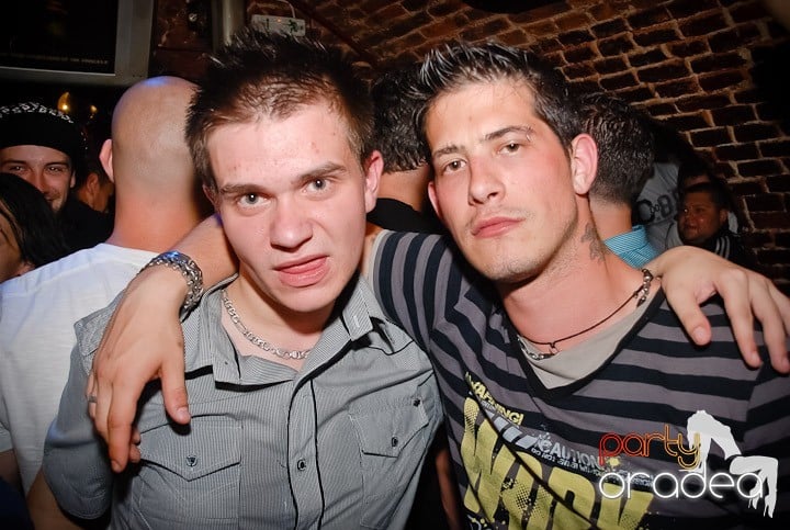 Friday Night Fever @ Club Escape, 